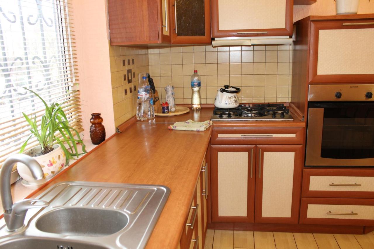 Studio apartment Tsjernihiv Eksteriør bilde